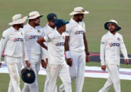 প্রথম টেস্টে পরাজয়ের দ্বারপ্রান্তে বাংলাদেশ