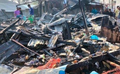 আমতলী চৌরাস্তায় ভয়াবহ অগ্নিকান্ডে ৮টি দোকান পুড়ে ছাই!