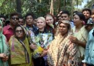 হেলিকপ্টারে চড়ে বরিশালে শ্বশুরবাড়িতে এলেন জার্মান তরুণী