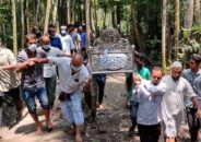 বাবার কাঁধে ছেলের লাশ