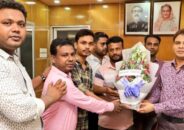 বিদায়ী এসপির সাথে চুয়াডাঙ্গা পরিবারের পরিচালকদের সৌজন্য সাক্ষাৎ