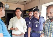 বেশি দামে সার বিক্রয়ের অপরাধে দুই ব্যবসায়ীকে লাখ টাকা জরিমানা