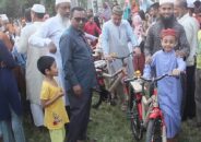 ৪০ দিন জামাতে নামাজ আদায় সাইকেল উপহার পেয়ে খুশি ৪৮ শিক্ষার্থী