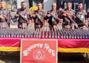 জীবননগরে মালিকবিহীন অবস্থায় ৪৫৮ বোতল ফেন্সিডিল জব্দ