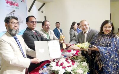 বরিশালের ৪৯ জন সেরা করদাতাকে সম্মাননা প্রদান