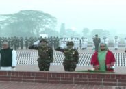 বীর শহীদদের প্রতি রাষ্ট্রপতি ও প্রধানমন্ত্রীর শ্রদ্ধা
