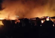 গাজীপুরে মার্কেটে আগুন
