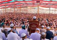 ‘আমরা সবাই পাগল, কেউ দুনিয়ার কেউ মাওলা পাকের’