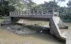 বেতাগীতে ৮৫ লাখ টাকা সেতু দাঁড়িয়ে আছে অথচ দুপাশে নেই রাস্তা