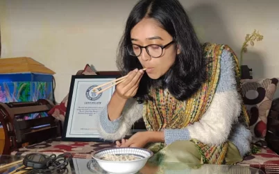 ভাত খেয়ে বিশ্বরেকর্ড করলেন বরিশালের তরুণী