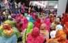 গাজীপুরে বকেয়া বেতনের দাবিতে শ্রমিদের বিক্ষোভ