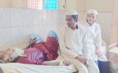 গরুর মাংস খেয়ে নাজিরপুরে ১৬ মুসল্লি অসুস্থ