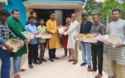 পিরোজপুরে হিন্দু মেয়েকে বিয়ে দিয়ে শুভেচ্ছায় ভাসছেন মুসলিম দম্পতি