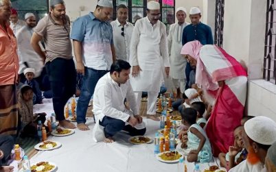 বেবী হোমে শিশুদের নিয়ে আশিক আবদুল্লাহর দোয়া-মোনাজাত ও ইফতার