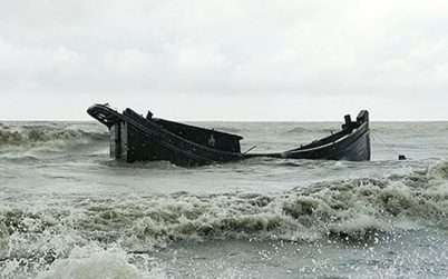 ঘূর্ণিঝড় দানা: শিশুসহ প্রাণ গেছে দুজনের
