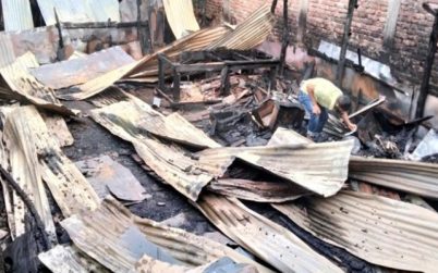 গৌরনদীতে অগ্নিকাণ্ডে তিন দোকান ভস্মীভূত