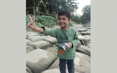 দাদার বাড়ি বেড়াতে এসে নিখোঁজ শিশুর লাশ মিলল ডোবায়