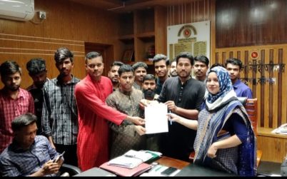 বাকেরগঞ্জে চায়না ফ্রেন্ডশিপ হাসপাতাল নির্মাণের দাবিতে ইউএনওর কাছে স্মারকলিপি!