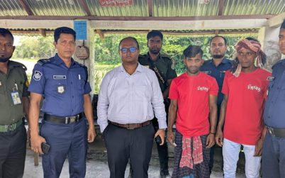 বাকেরগঞ্জে খেয়াঘাটে অতিরিক্ত ভাড়া আদায়, ভ্রাম্যমাণ আদালতের জরিমানা