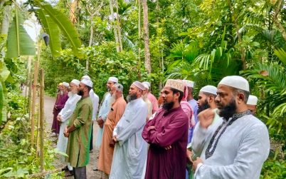 মেহেন্দিগঞ্জে শহীদ পরিবারের পাশে ঈদ উপহার নিয়ে জামায়াত