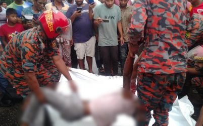 বরিশালে বাসের চাপায় মোটরসাইকেল চালক নিহত
