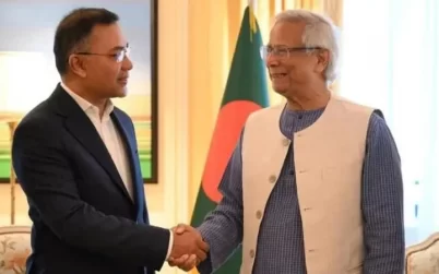 প্রধান উপদেষ্টার জন্মদিনে কেক ও ফুলের শুভেচ্ছা তারেক রহমানের