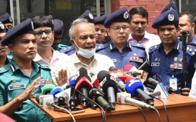 মবে জড়িতদের কোনো ছাড় নয়: স্বরাষ্ট্র উপদেষ্টা