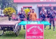 জীবননগর সীমান্তে ফেন্সিডিলসহ যুবক আটক