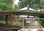 নাজিরপুরে ঝুঁকিপূর্ণ সেতু, শঙ্কা নিয়েই পারাপার