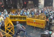 মাদ্রাসা শিক্ষকদের ওপর পুলিশের লাঠিচার্জ-জলকামান, আহত ১৫