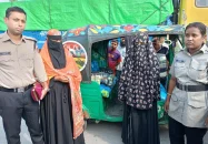 ৫০ বোতল ফেনসিডিলসহ দুই নারী গ্রেপ্তার