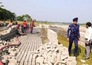 দুমকিতে অবৈধ ইটভাটা উচ্ছেদ