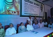 বাকেরগঞ্জে এফসিএ মাহমুদ হোসেনকে গুণীজন সংবর্ধনা!