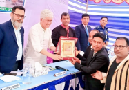 টানা ৪র্থ বার সেরা আখ চাষি নির্বাচিত হলেন শামীম হুসাইন