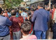 আগৈলঝাড়ায় জহির উদ্দিন স্বপনের গণসংযোগে সংখ্যালঘু জনতার ঢল