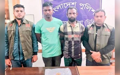 দামুড়হুদায় ইয়াবাসহ পিতা-পুত্র আটক