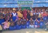 খাগড়াছড়িতে শিক্ষার্থীদের মাঝে সেনাবাহিনীর শিক্ষা সামগ্রী বিতরণ