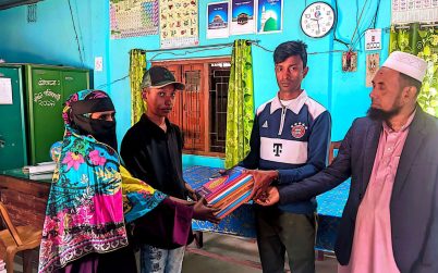 দায়িত্ববোধের উজ্জ্বল দৃষ্টান্ত: অসহায় শিক্ষার্থীর পড়াশোনার ভার নিলেন আমান উল্লাহ্