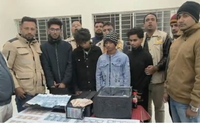 বরিশালে জাল টাকা তৈরির সরঞ্জাম ও টাকাসহ চার বন্ধু গ্রেপ্তার