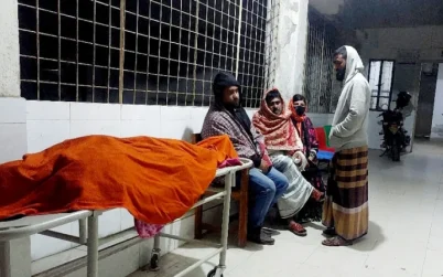 গাজীপুরে ব্যাটমিন্টন খেলা নিয়ে ঝগড়া, ছেলেকে বাঁচাতে গিয়ে মায়ের মৃত্যু