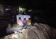 বরিশালে মেঘনা নদী থেকে চরঘেরা জালসহ ৩ জেলে গ্রেফতার