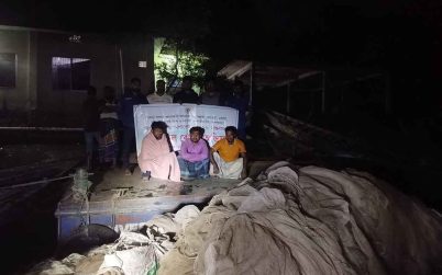 বরিশালে মেঘনা নদী থেকে চরঘেরা জালসহ ৩ জেলে গ্রেফতার