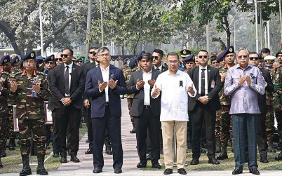পিলখানায় নিহত সেনাদের প্রতি রাষ্ট্রপতি ও প্রধানমন্ত্রীর শ্রদ্ধা