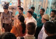 বরিশালে নোংরা পরিবেশে খাবার তৈরি, চার প্রতিষ্ঠানকে জরিমানা