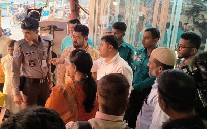 বরিশালে নোংরা পরিবেশে খাবার তৈরি, চার প্রতিষ্ঠানকে জরিমানা