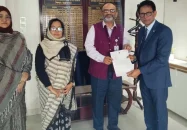 পদত্যাগ করলেন ঢাবি ভিসি নিয়াজ আহমদ খান