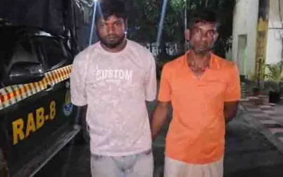 পাথরঘাটায় বাবাকে পিটিয়ে হত্যা, দুই ছেলে গ্রেফতার