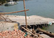 ঝালকাঠিতে উদ্বোধনের আগেই নবনির্মিত ঘাটলায় ফাটল