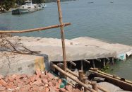 ঝালকাঠিতে উদ্বোধনের আগেই নবনির্মিত ঘাটলায় ফাটল