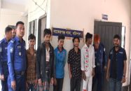 বাকেরগঞ্জে বিশেষ অভিযানে মাদক কারবারিসহ গ্রেফতার ১০